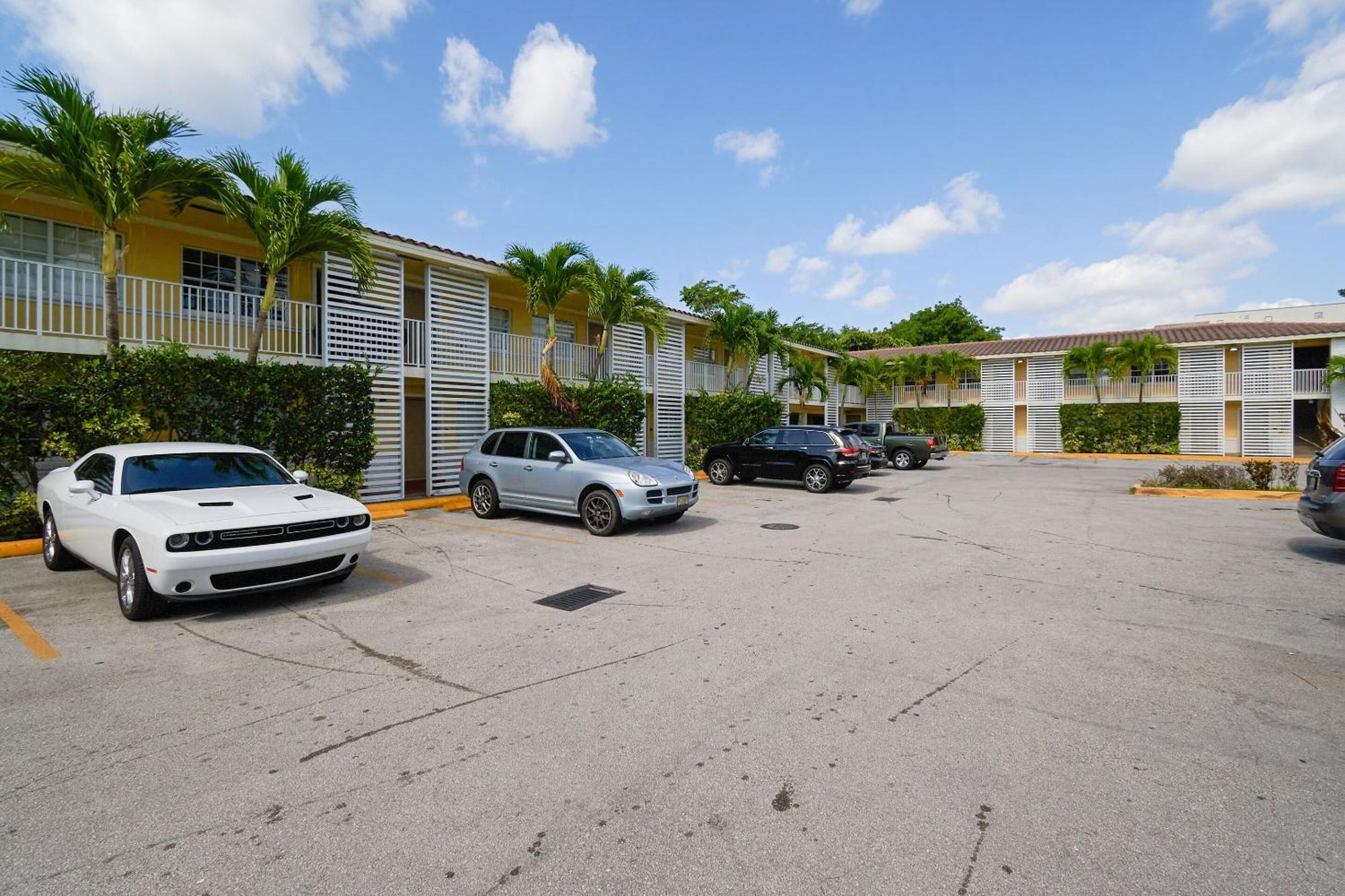 Oyo - Miami Airport 2*